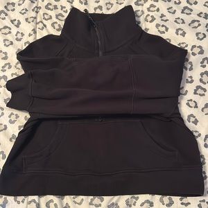 LULULEMON oversized funnel neck scuba. size M/L